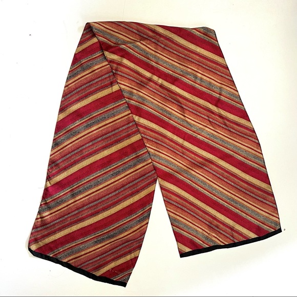 Echo Vintage Silk Scarf - Picture 2 of 5